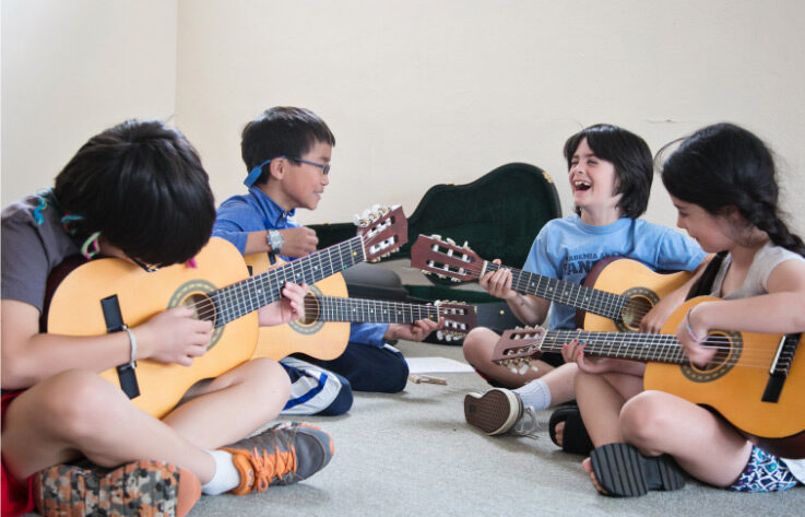 kids-guitar
