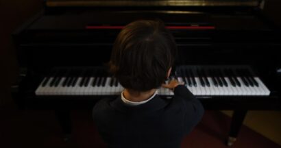 5-reasons-why-your-child-should-take-piano-lessons